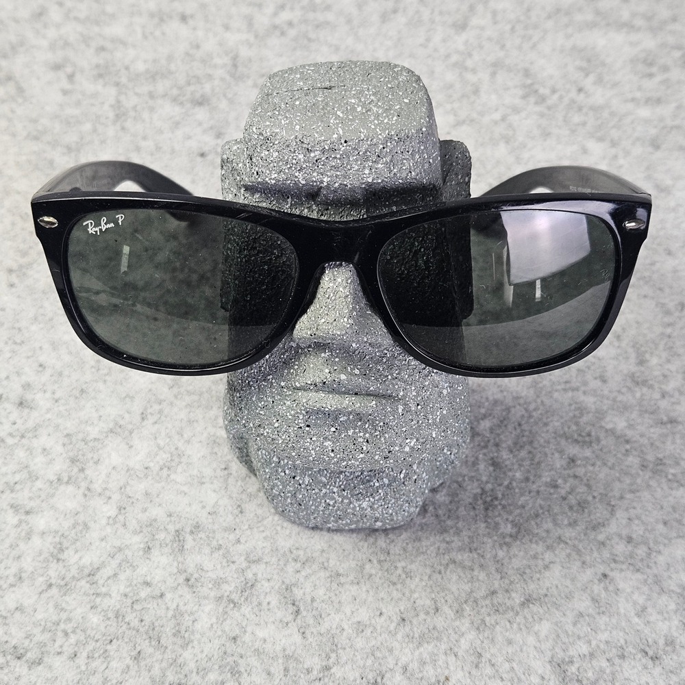 Ray-Ban RB2132 New Wayfarer Square Polarized Sunglasses Black 901/58 58mm